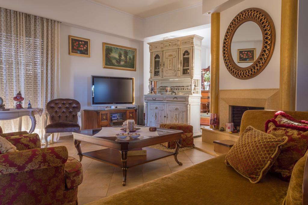 Luxury Villa Karteros Luaran gambar