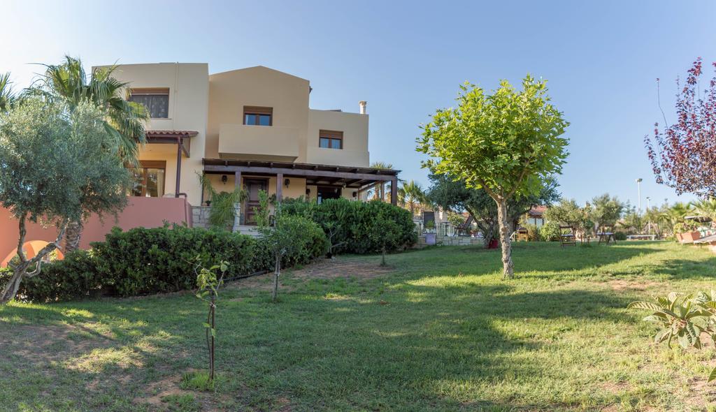 Luxury Villa Karteros Luaran gambar