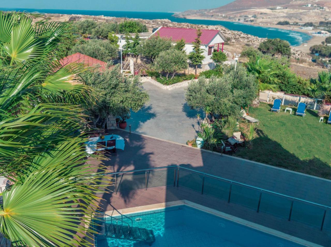 Luxury Villa Karteros Luaran gambar